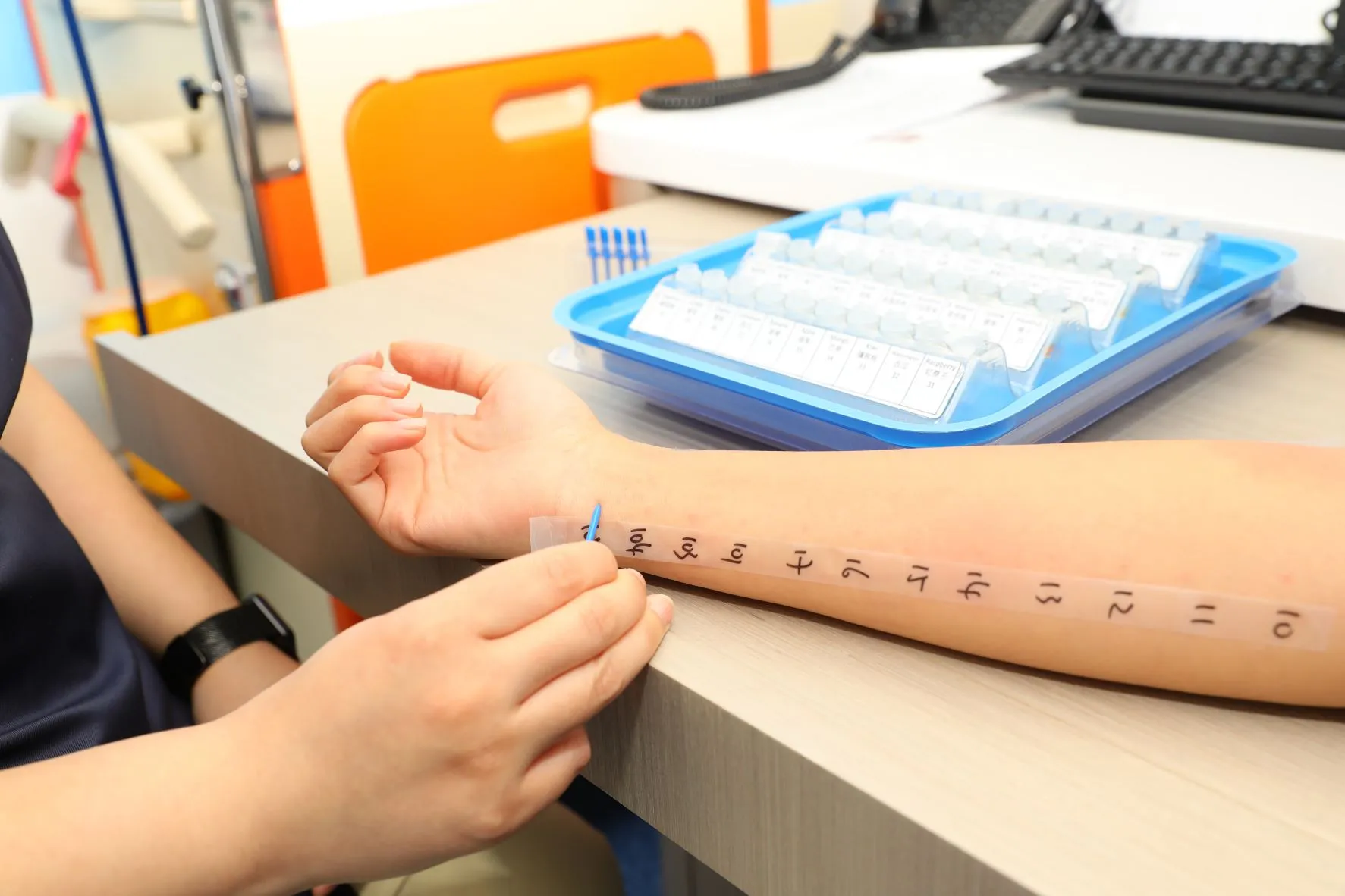 皮膚點刺測試可在患者前臂或背部皮膚進行